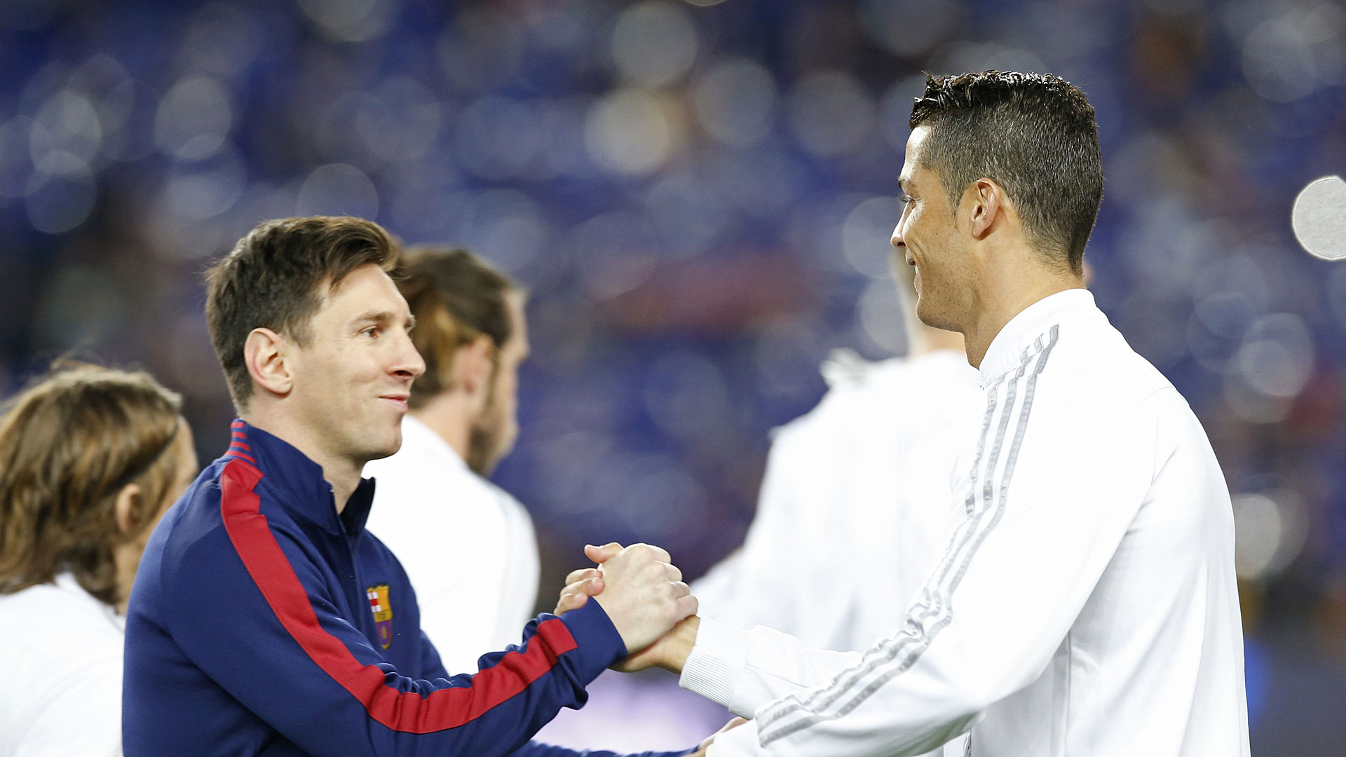Lionel Messi (l.) und Cristiano Ronaldo