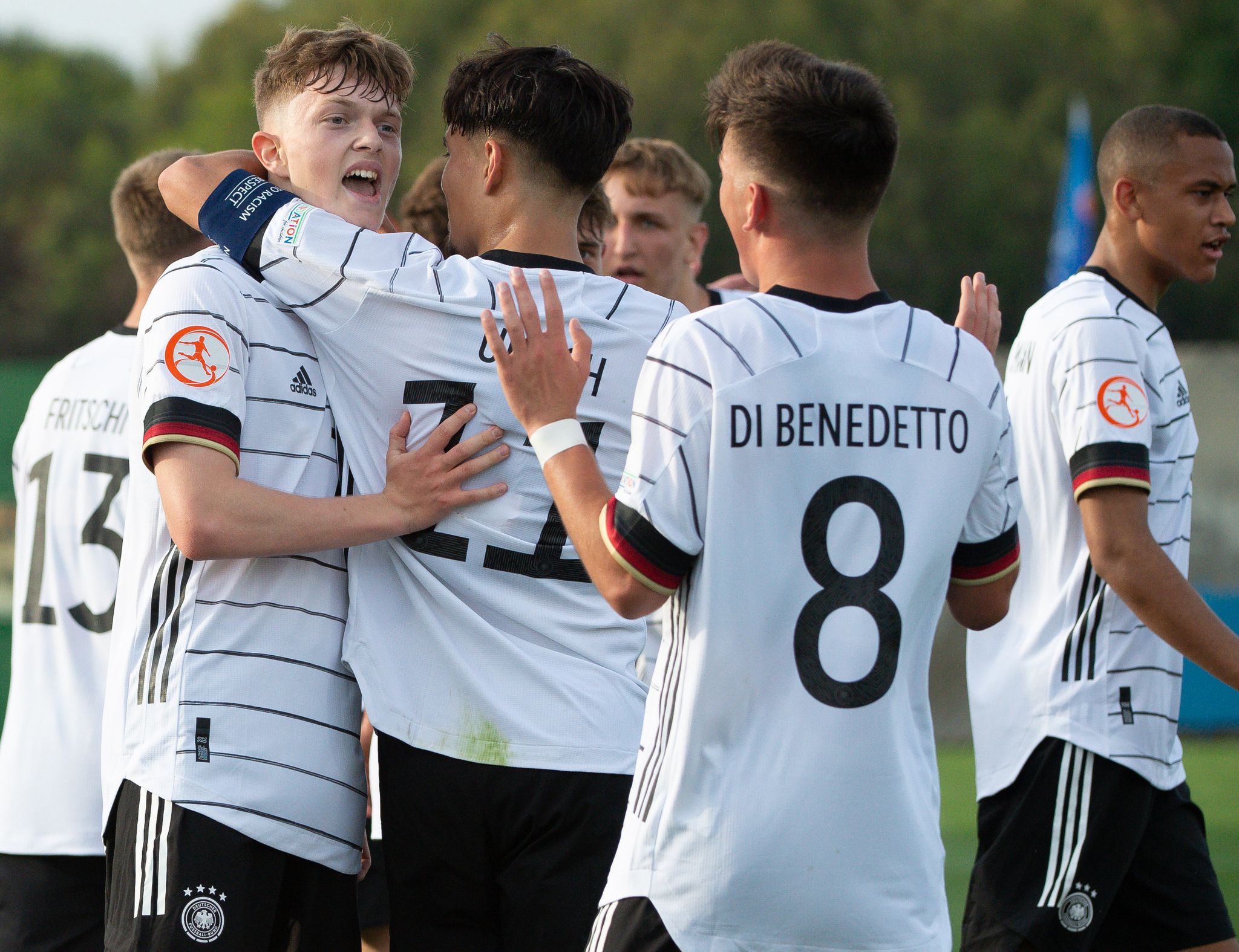 Deutschlands U17-Fußballer stehen bei der EM in Israel im Viertelfinale.